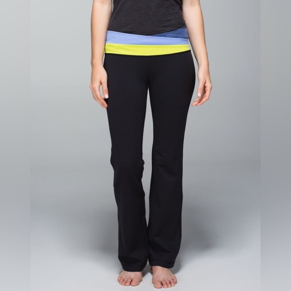 Lululemon Black Astro Pants Wide Flare Leg Full-On Luon Yoga Antidote / Lullaby - Picture 1 of 16